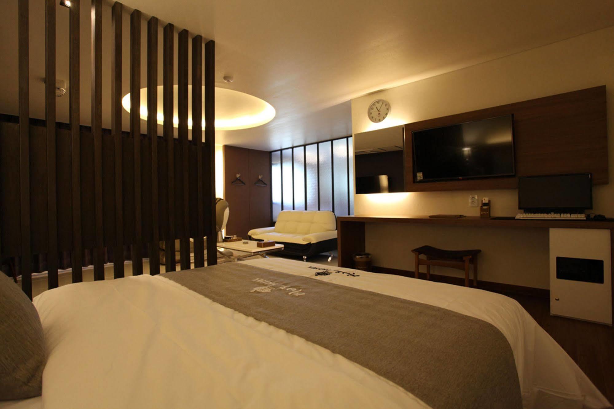 Drive In Hotel Tiamo Pocheon Luaran gambar