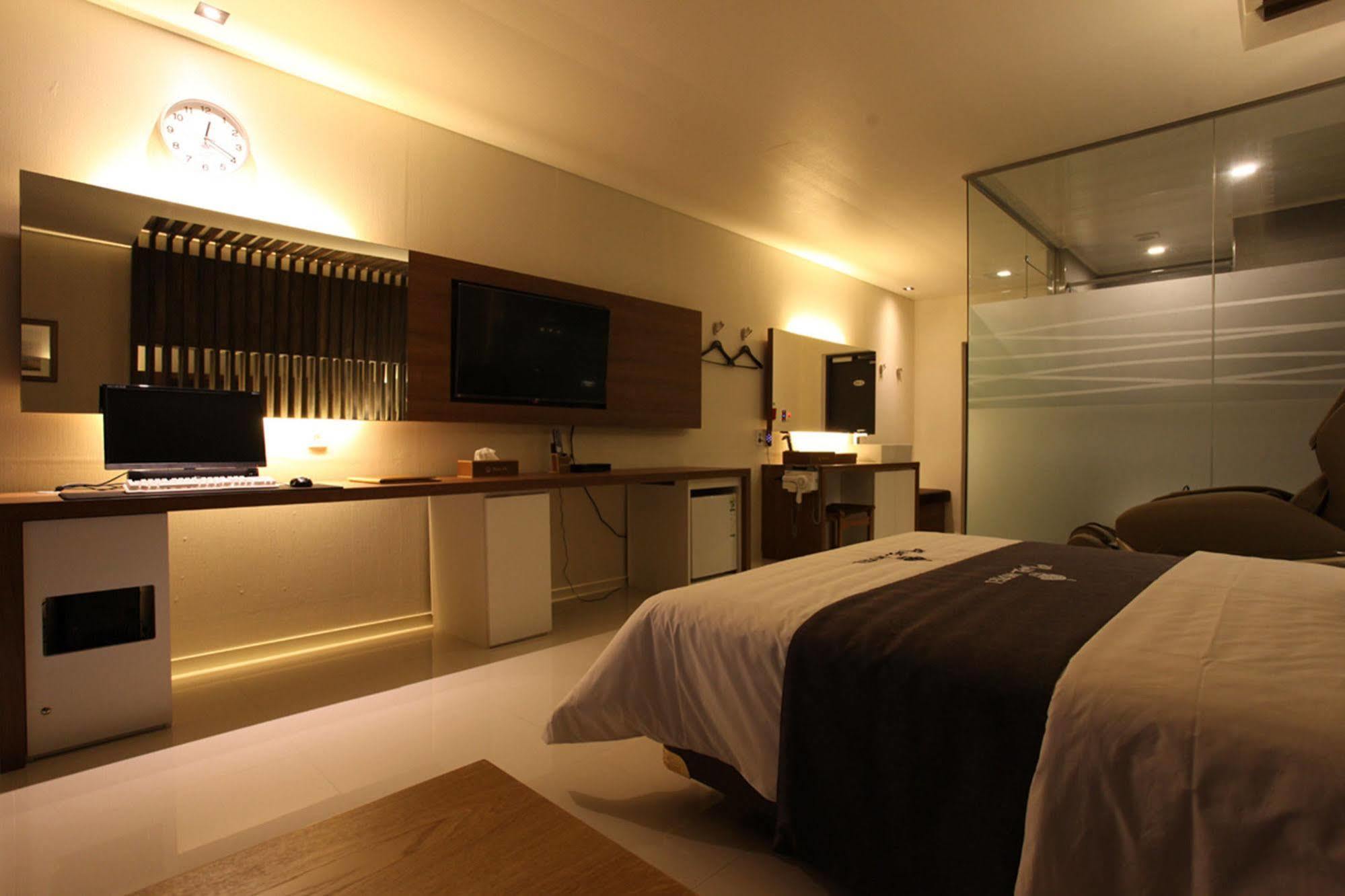 Drive In Hotel Tiamo Pocheon Luaran gambar