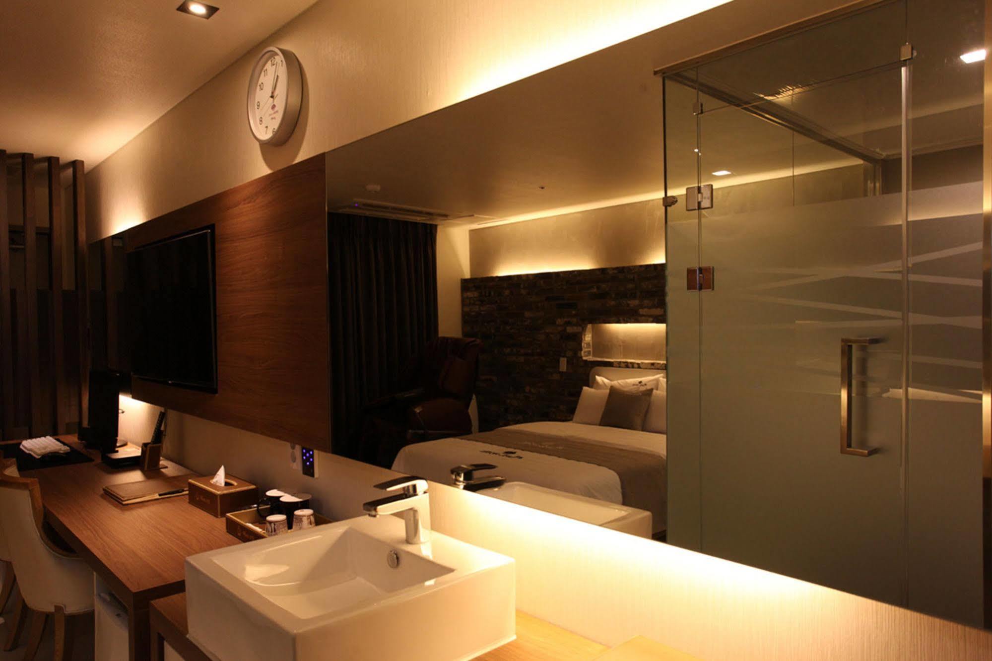 Drive In Hotel Tiamo Pocheon Luaran gambar
