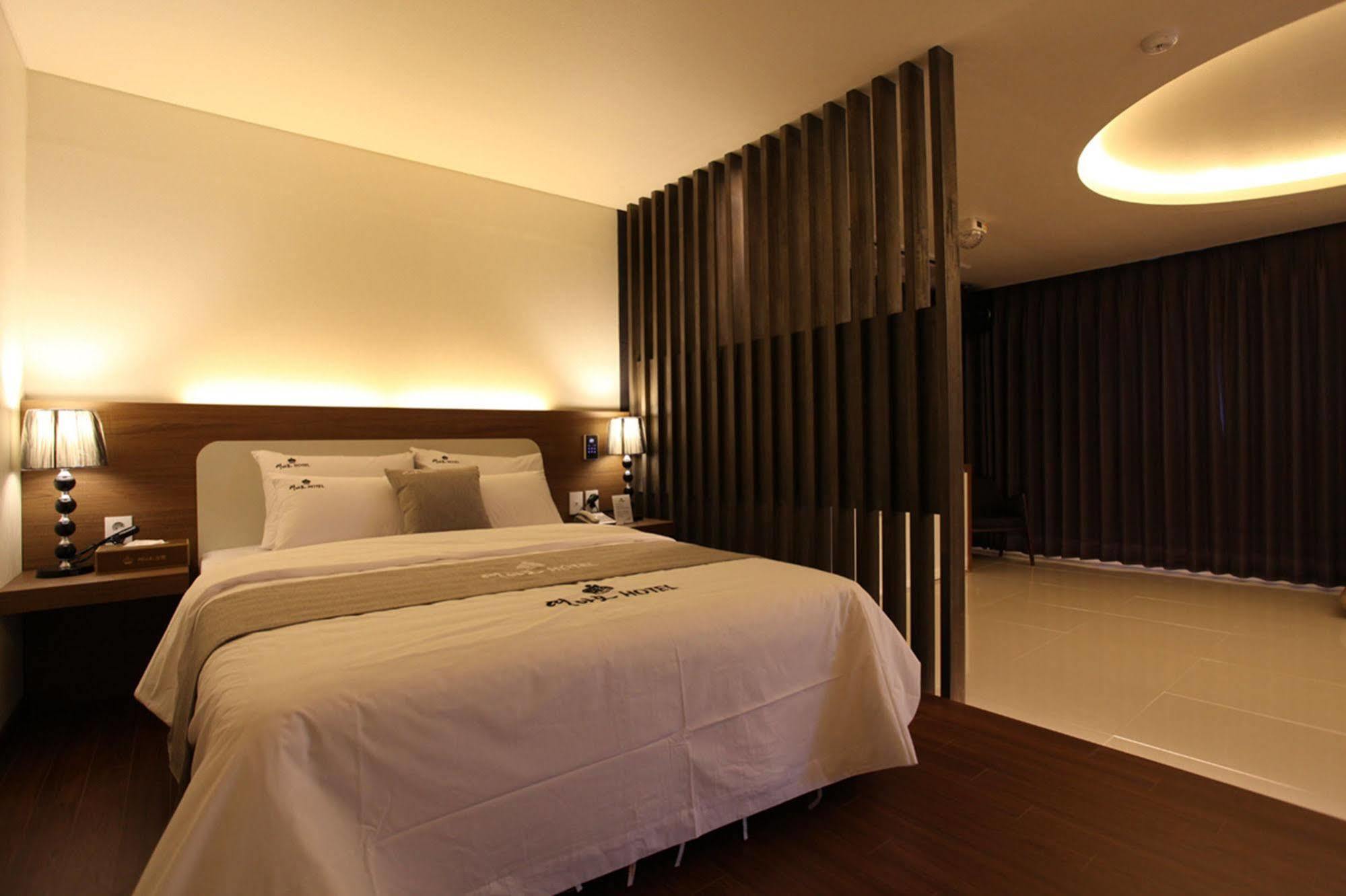Drive In Hotel Tiamo Pocheon Luaran gambar